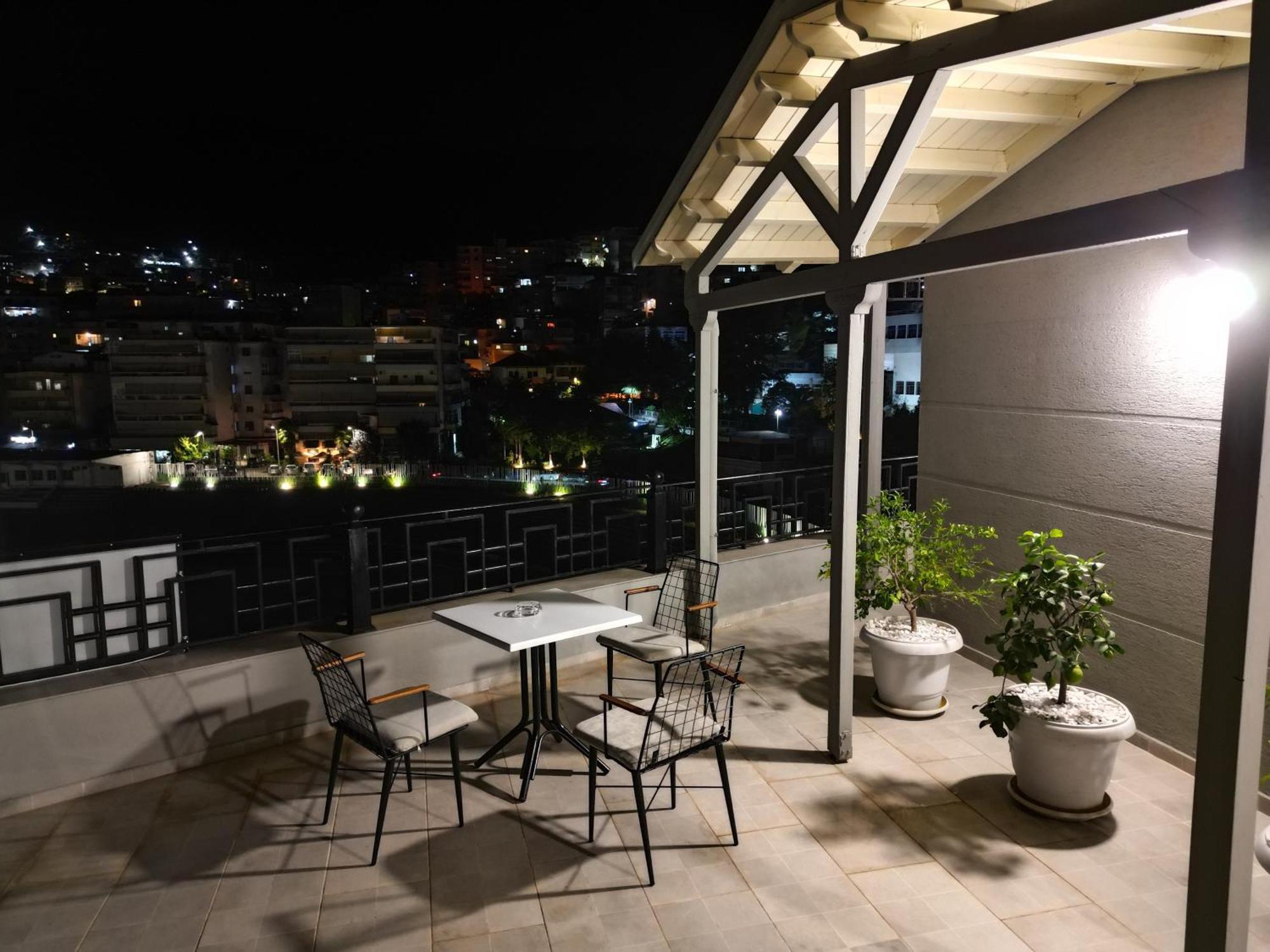 Rs Skendo Apartments Gjirokaster Exterior photo
