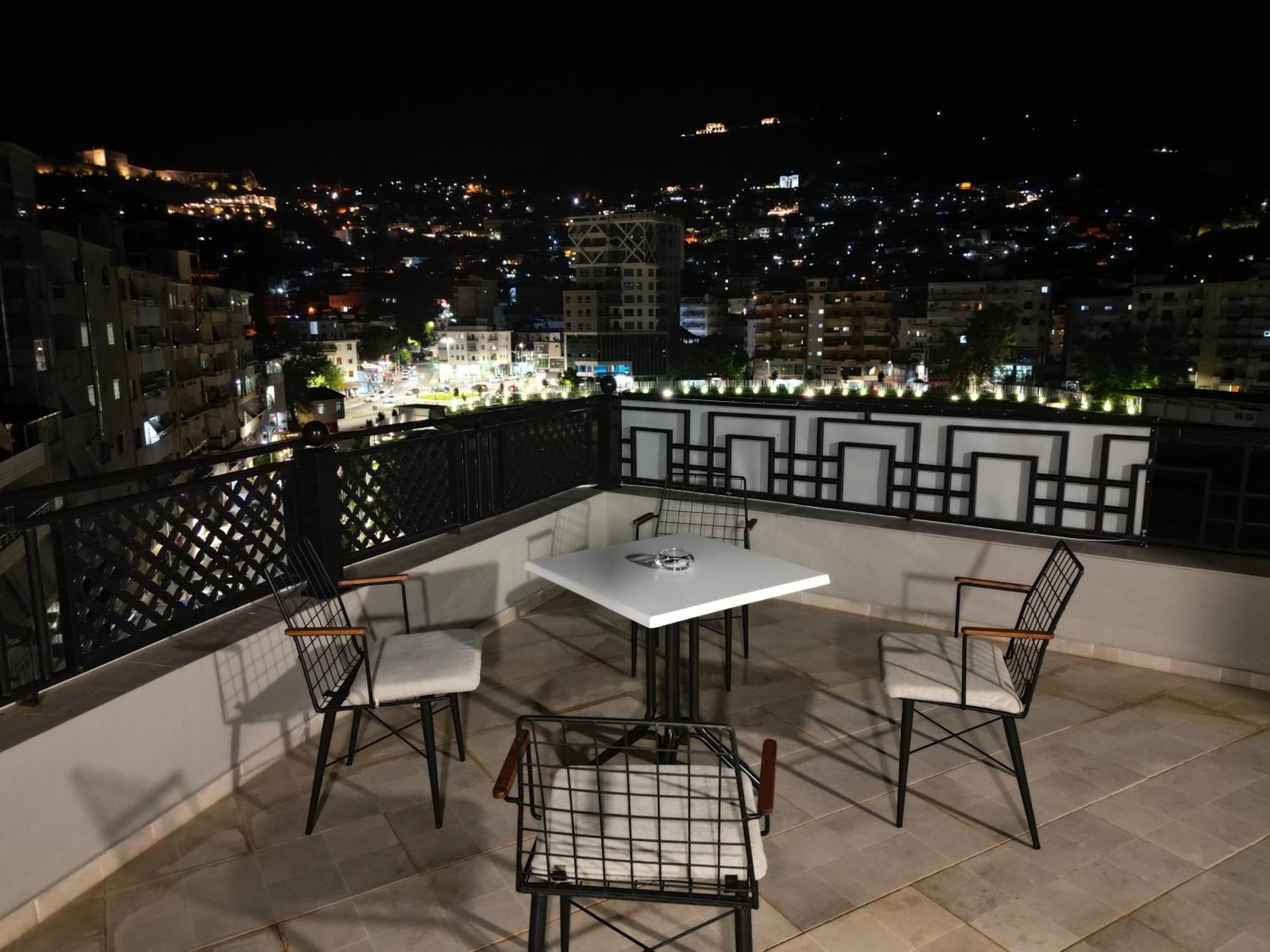 Rs Skendo Apartments Gjirokaster Exterior photo
